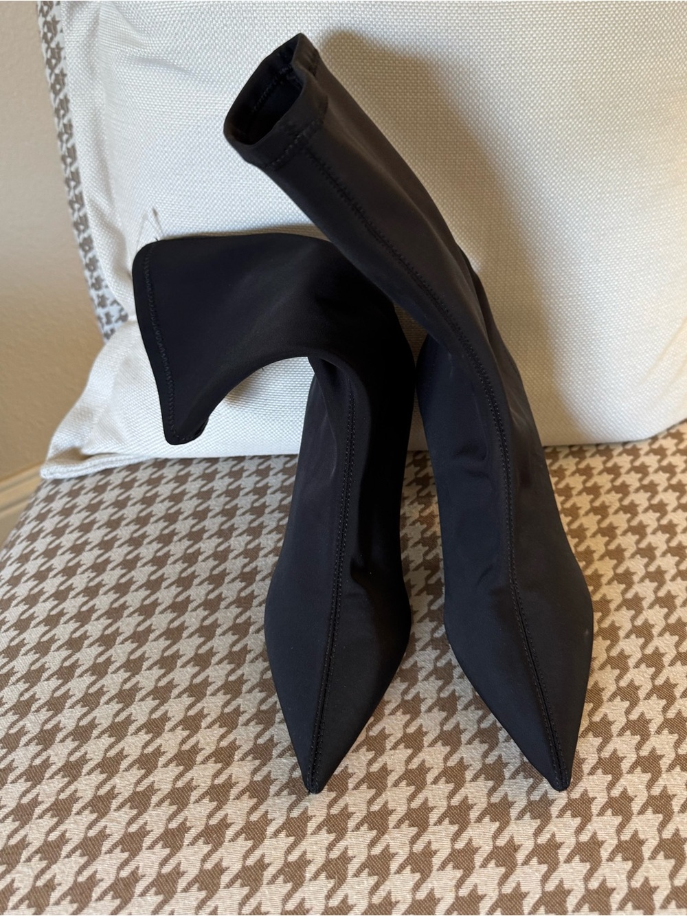 H&M Black Pointed Stretch Sock Ankle Boots